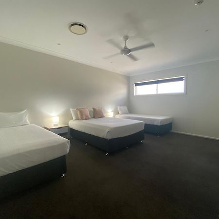 Timbertown Motel Wauchope Bagian luar foto