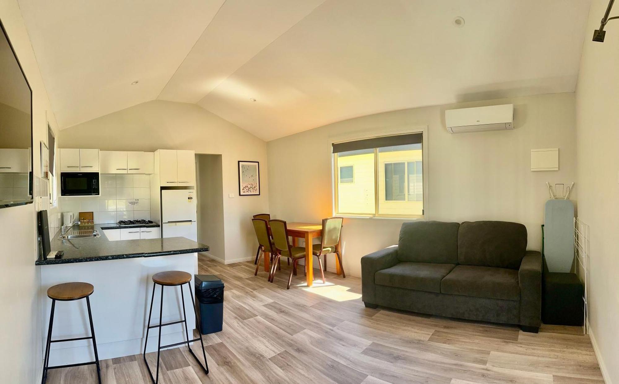 Timbertown Motel Wauchope Bagian luar foto